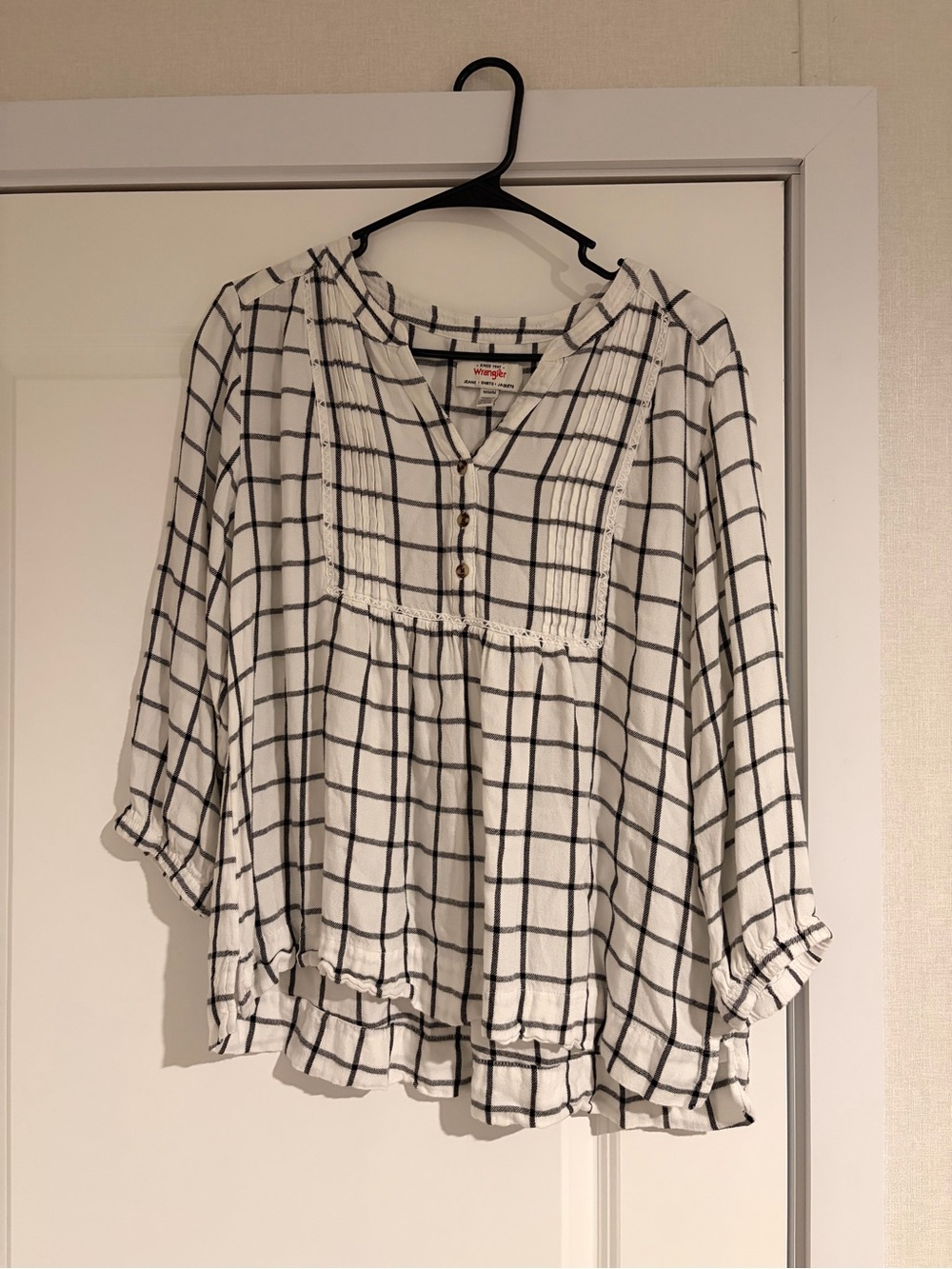 Wrangler White & Black Windowpane Peasant Blouse